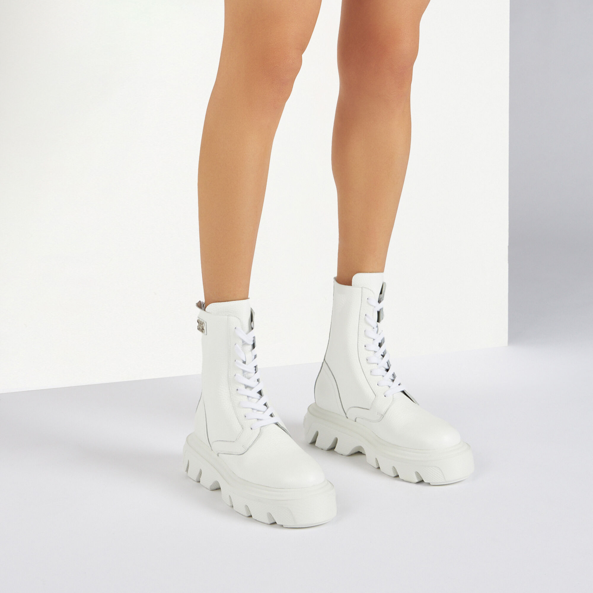 Generation C Leather Biker Boots XXL Sole in White for Women 