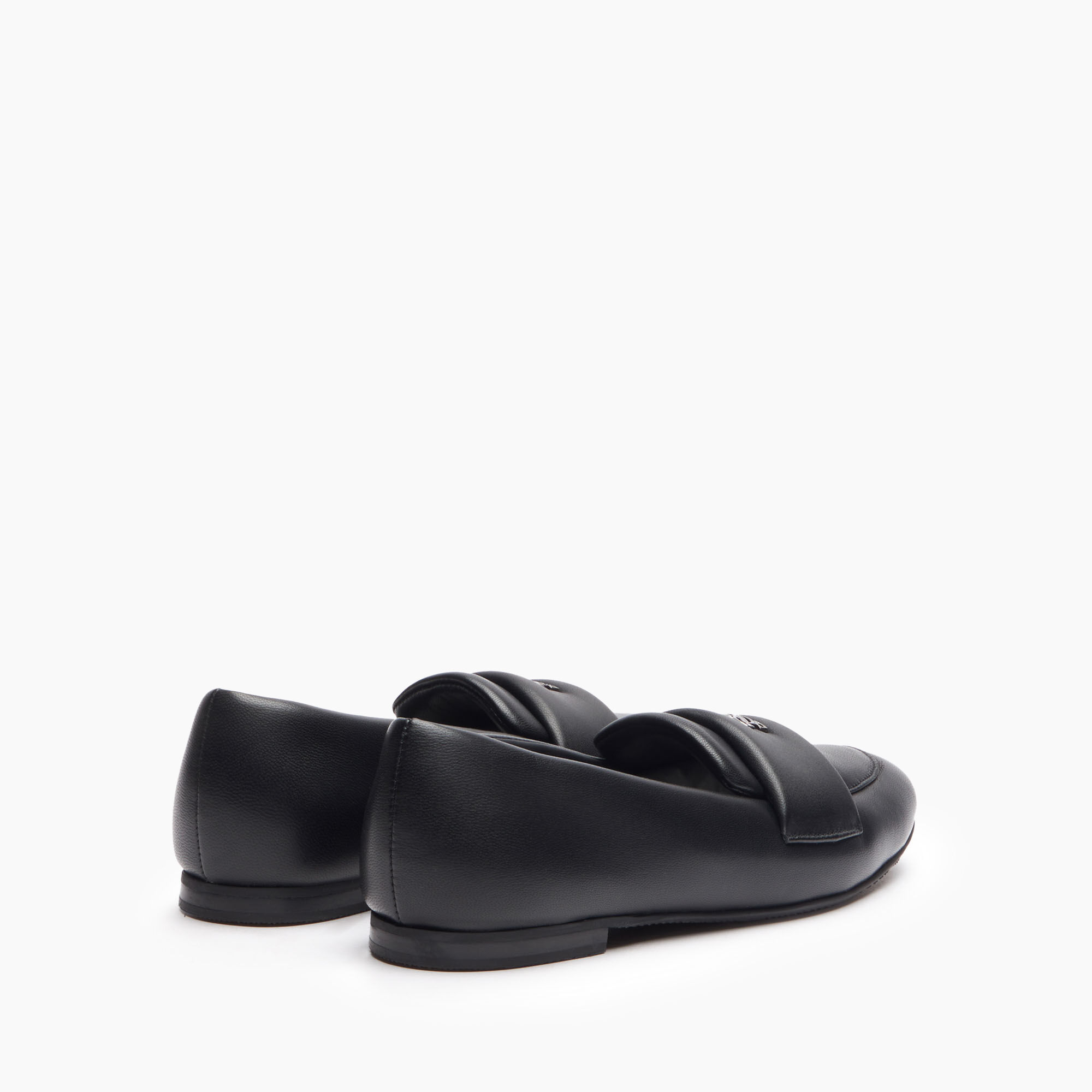  Puff Leather Loafers Nero 1D275Y0101C2606