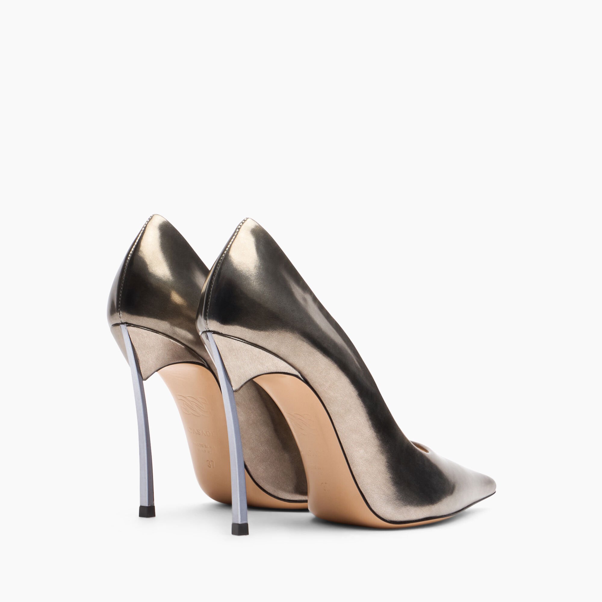 Casadei Superblade Cosmic Pumps الأسفلت 1F940X100MC2473