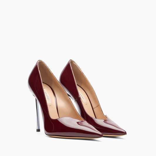 Casadei Superblade Patent Leather Pumps حليبي 1F961Y100MC1444