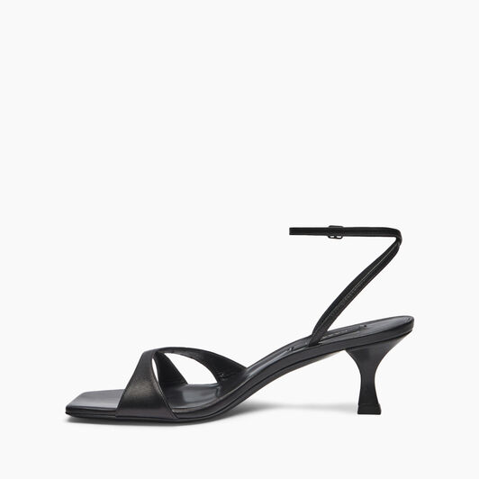 Casadei Geraldine Leather Kitten Sandals Nero 1L205X0501MINOR