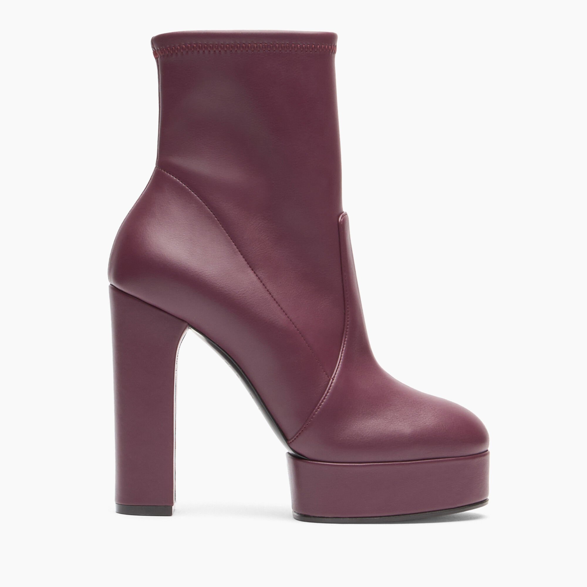 Casadei Betty Ankle Boots حليبي 1Q190W1201LABRS