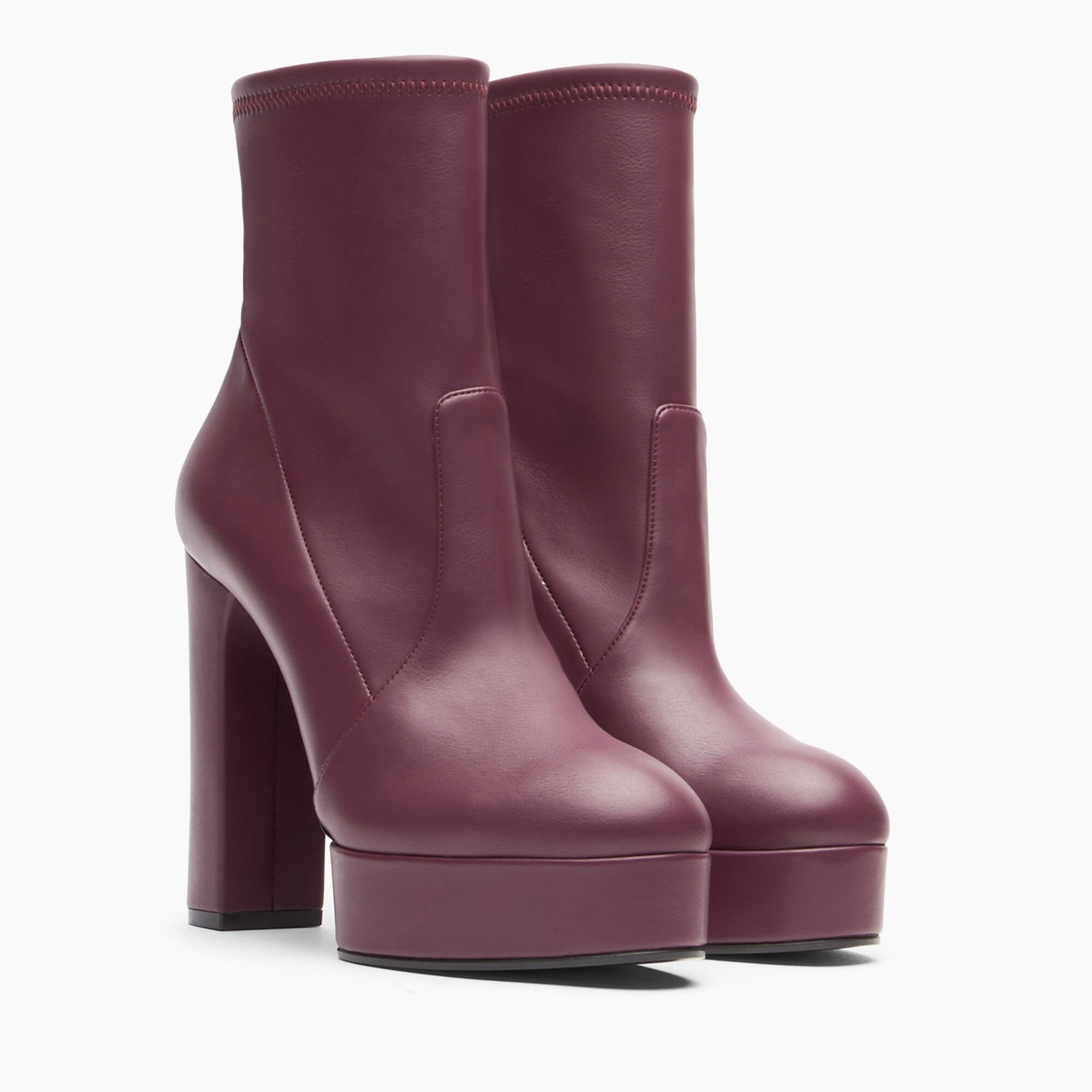 Casadei Betty Ankle Boots حليبي 1Q190W1201LABRS