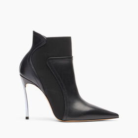 Casadei Blade Leather Ankle Boots أبيض 1L239X1001C2456