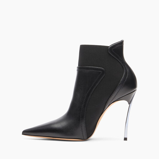 Casadei Blade Leather Ankle Boots Nero 1R466Y100MC0853