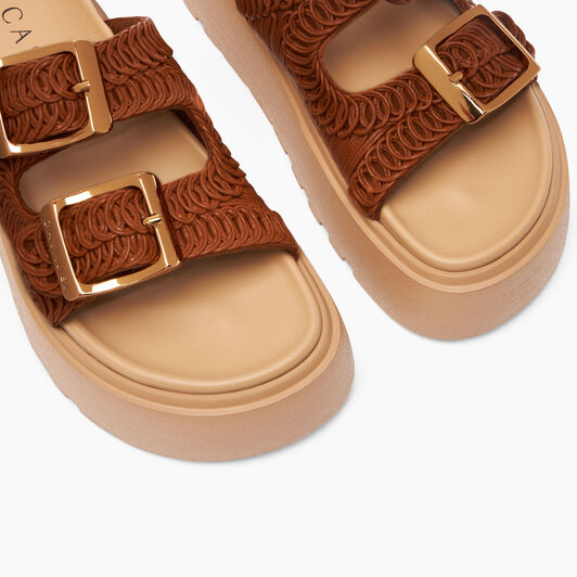 Casadei Birky Ale Slides إتروريا 2M392X0401C2448