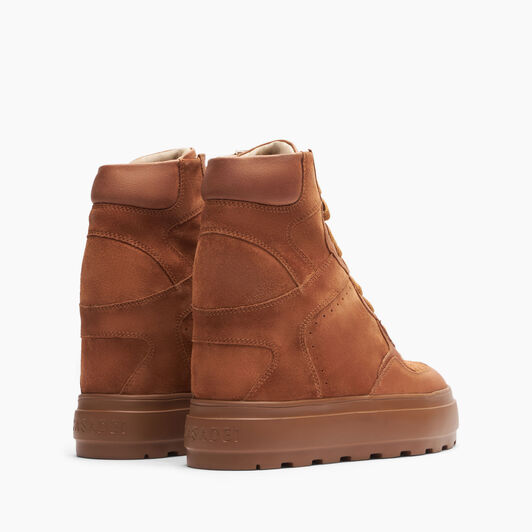 Casadei High Top Suede Sneakers حليبي 2X023Y0801NOMAD